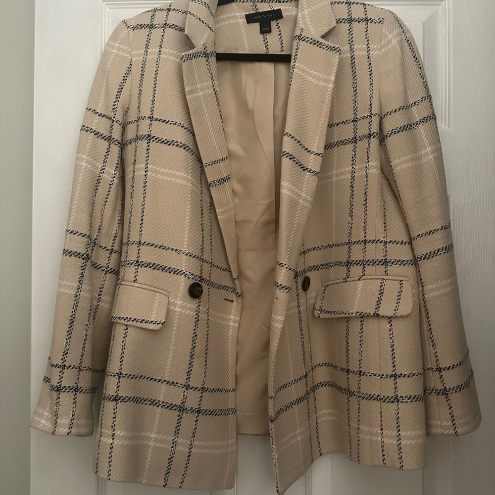 Ann Taylor Beige Checkered Blazer